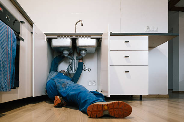 Professional Emergency Plumber technician working in Millville, WV